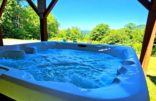 Greenville Cabin | *Lake/Mtn View*Hot Tub*Firepace*Game Room*