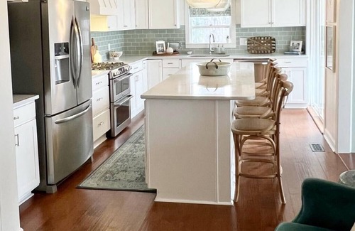 Lake Murray of Richland House | Lake Murray getaway in Chapin only 20 min to downtown Columbia -private dock!
