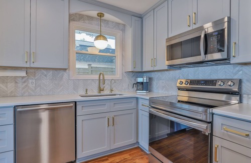 Chapin House | Lake Murray Lake House with Panoramic Views, Kayaks & Hot Tub. Kids play shed!