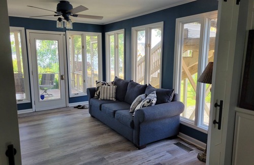 Chapin House | Lake Murray Lakefront Pool House