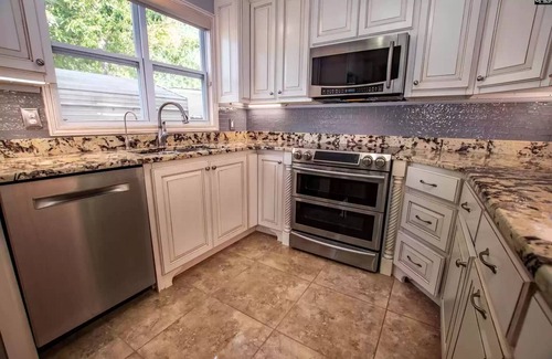 Chapin House | Lake Murray Lakefront Pool House