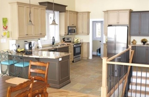 Bracebridge Cottage | Lake Muskoka/Island Executive Luxury/Sun & Sunset Exposure - 3 or 4 Bedroom