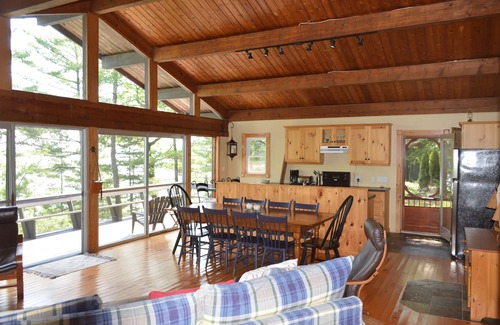 Gravenhurst Cottage | Lake Muskoka - Stunning Views, Private Lakefront Cottage