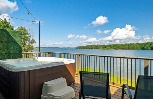 Dandridge House | Lake My Day @Smoky MTN Lakeside