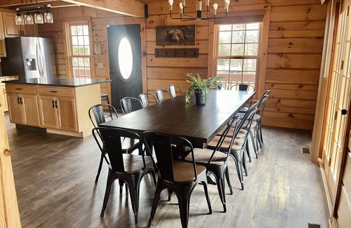 Mooresville Cabin | Lake Norman Cabin Retreat -lake front-with private boat dock-