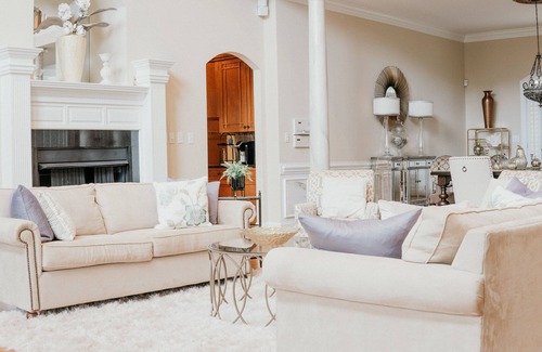 Mayhew House | Lake Norman Waterfront Mansion - Living the Life of Luxury
