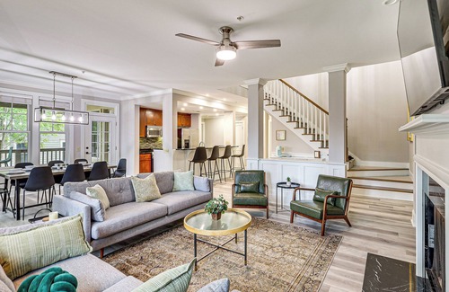 Lake Oconee Condo | Lake Oconee Condo: Walk to Boat Ramp