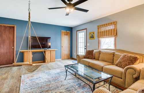 Fair Haven Cottage | Lake Ontario Vacation Rental - Walk to Beach!