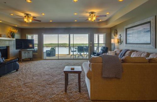 Lake Ozark Apartment | Lake Ozark Vacation Rental Pool and Dock Access!