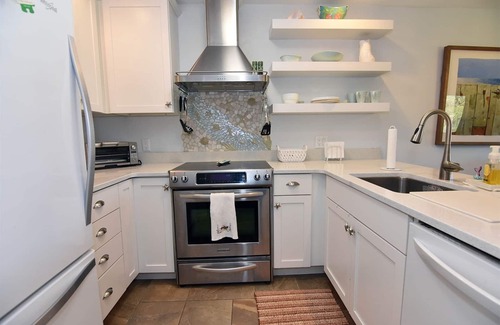 Sanibel House | Lake Palms 10 - Lake front townhome near shops and restaurants