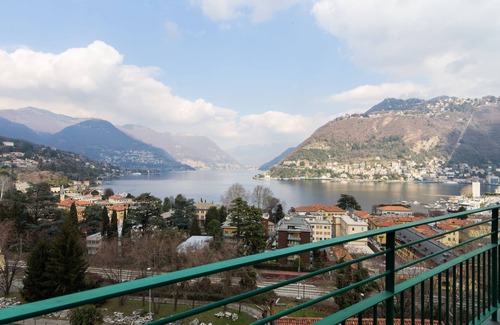 Como Apartment | Lake Panorama