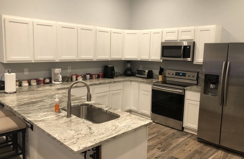 Iuka House | Lake Retreat/Iuka Ms JP Coleman State Park sleeps 10
