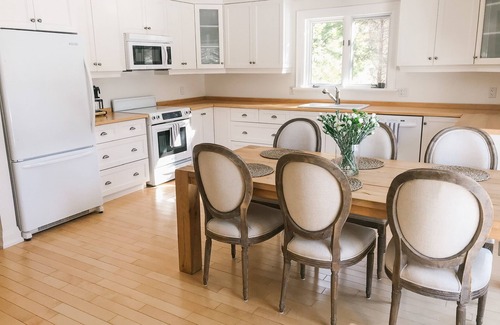 Muskoka Lakes Cottage | Lake Rosseau Custom Built Cottage