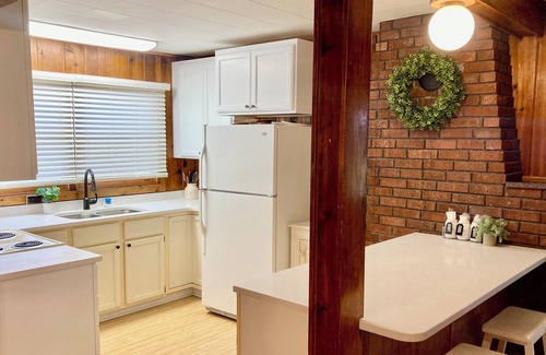 Detroit Lakes Cabin | Lake Sallie Cabin - Lakefront