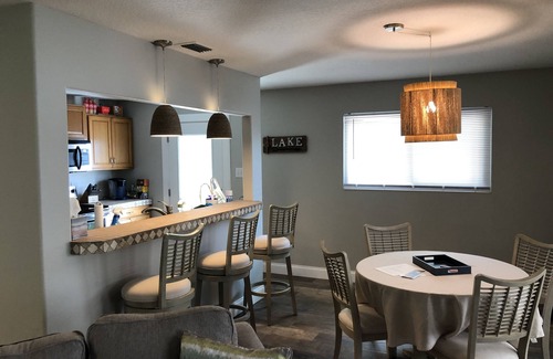 Montverde House | Lake serenity and natural beauty near Orlando