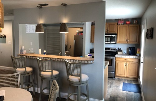 Montverde House | Lake serenity and natural beauty near Orlando