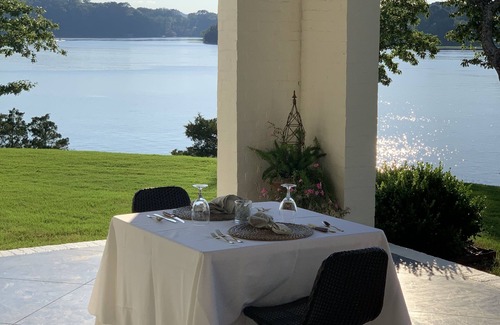 Northport House | Lake Side Luxurious Guest Suite: Founder’s Pointe at Lake Tuscaloosa