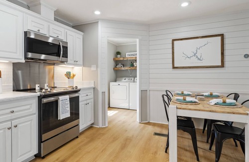 Milledgeville House | Lake Sinclair Getaway