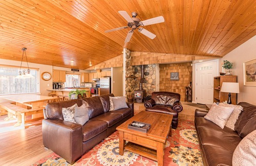Port Angeles Cabin | Lake Sutherland Retreat on the sunny side of the lake!