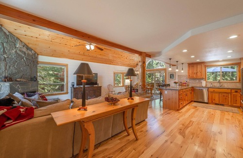 Truckee House | Lake Tahoe Truckee Paradise