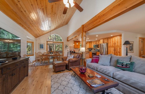 Truckee House | Lake Tahoe Truckee Paradise