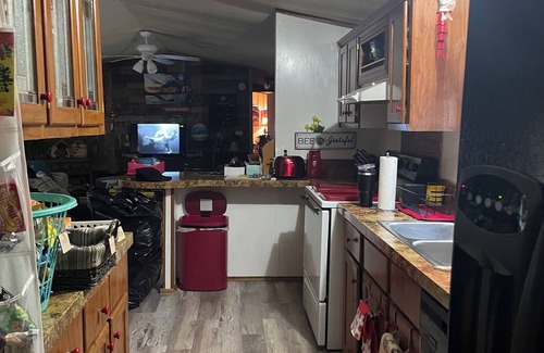 Kingston House | Lake Texaoma 3-bedroom house two bath only a mile from the beach or boat ramps.