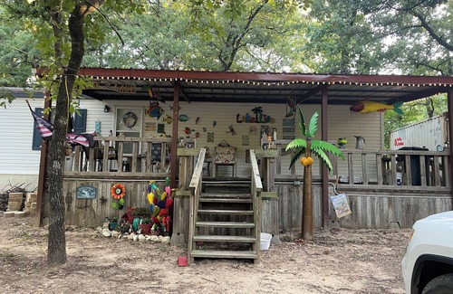 Kingston House | Lake Texaoma 3-bedroom house two bath only a mile from the beach or boat ramps.