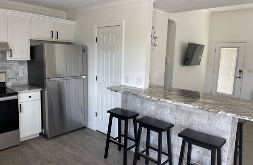 Northport House | Lake Tuscaloosa Getaway Home Newly Remodeled