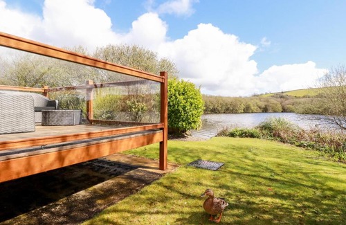 Par House | Lake View 10