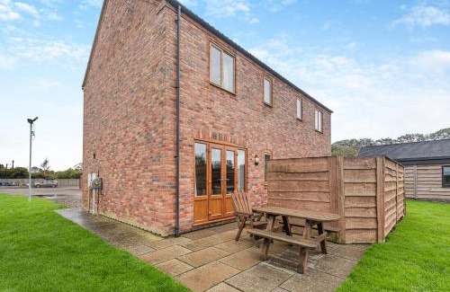 Maltby le Marsh House | Lake View 2 - Uk45578