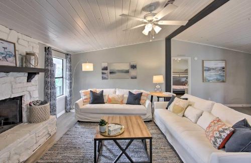 Enchanted Oaks House | Lake View and Decks Pet-Friendly Mabank Home