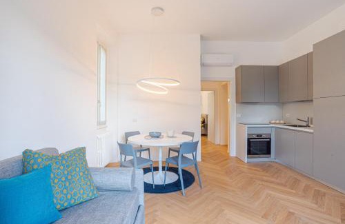 Lierna Apartment | Lake View Apartment with Pool, Garden and Parking