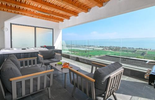 Migdal Apartment | Lake view apartments in migdal