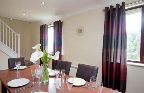 Liskeard House | Lake View Cottage - Cv7102