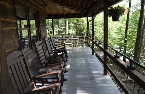 Greentown Cabin | Lake View, Covered Porch, Pet Friendly with Fee & Golf Cart