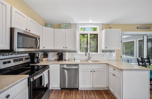 Blue Heron Lake House | Lake View, Golf Cart, Pets Considered,Club Cards, 412 Skimmer Cove