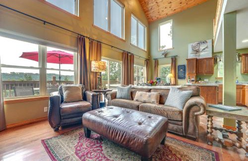Blue Eye House | Lake-View Home in Blue Eye with Hot Tub and Fire Pit!