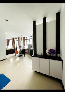 Seri Kembangan House | Lake view homestay