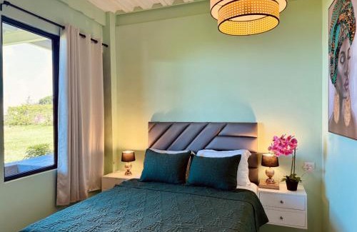 Coatepeque Hotel | Lake View House Cerro Verde
