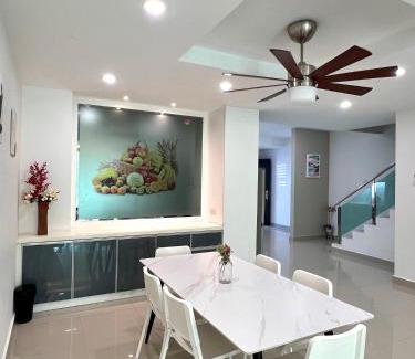 Puchong House | Lake-view House with Natural Vibes