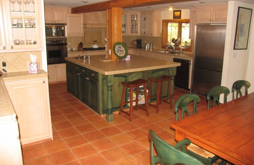 Lake Forest House | Lake View in Dollar Point. Dogs OK. 4 Bedroom plus Loft. 5 min to Beach. 600mbs.