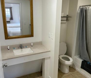 Lake George Hotel | Lake View Inn Lake George