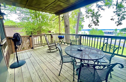 Mount Ida Apartment | Lake view King Studio with full kitchen, deck overlooking Lake Ouachita, king bed and queen sleeper sofa by RedAwning