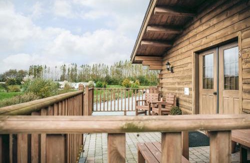 Wrangle House | Lake View Lodges - 25073
