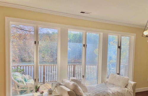Wake Forest House | ⭐️Lake View Retreat⭐️ - Water Front Home at the Holliday Homestead