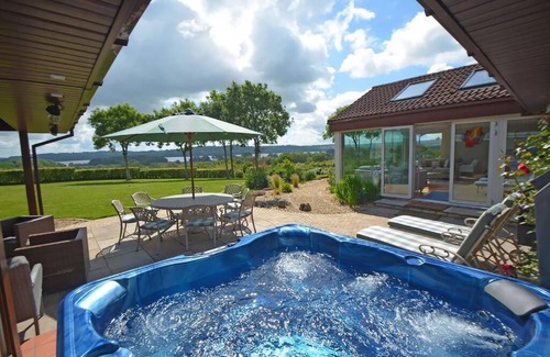 Compton Martin House | Lake View Retreat - with Hot Tub and Sports Bar