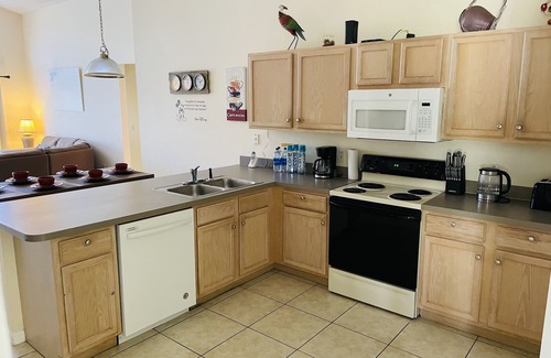 Lake Berkley Villa | Lake View Villa w/Private Pool, Games Rm/HD TV's/Fast WiFi – 10% Off 2025/26