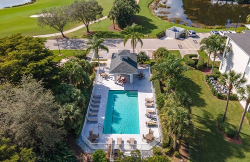 Heritage Palms Condo | Lake views and Golf days * Heritage Palms Golf & Country Club