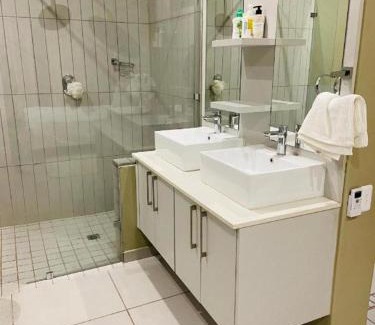 Hartbeespoort Villa | Lake Villa Hartebees
