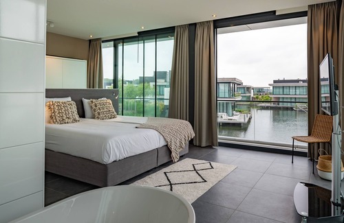 Arnemuiden Villa | Lake villa on the Veerse Meer - 8 persons - CPW-29